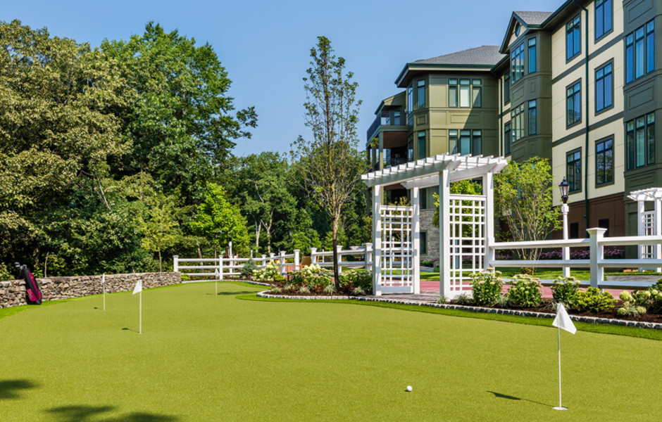 The Franklin at Hancock Village - Putting Green