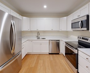 Waterfall Hills - Kitchen 
