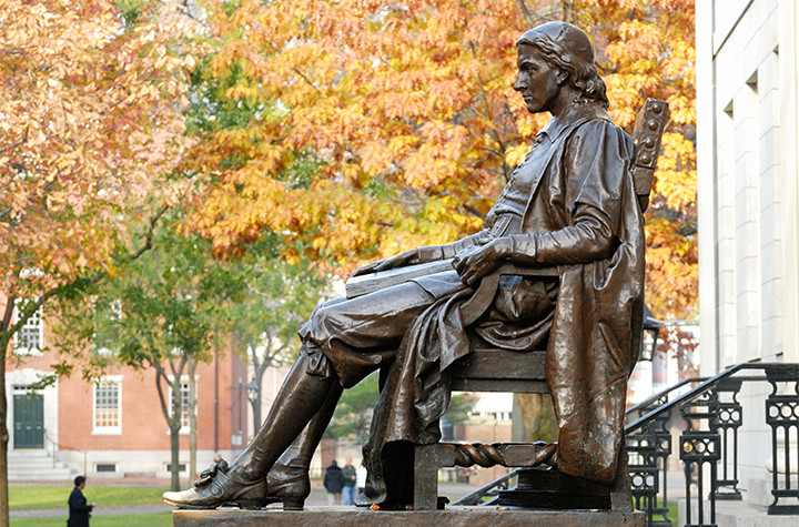 John Harvard Statue