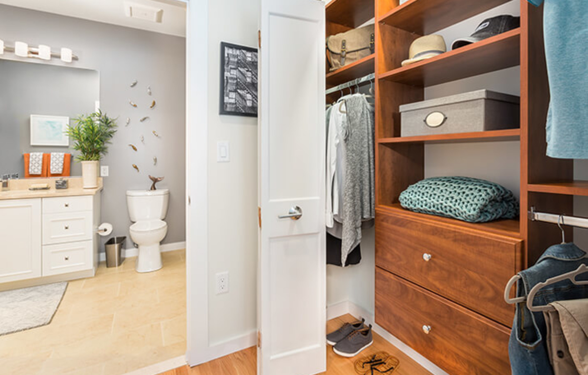 Custom Closets