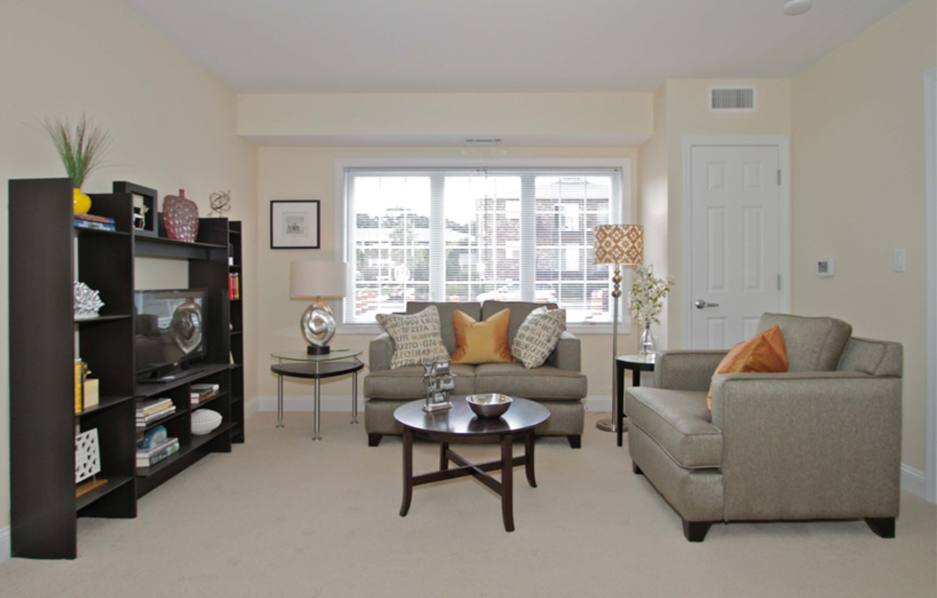 Living Room: 125 Edgemere Road