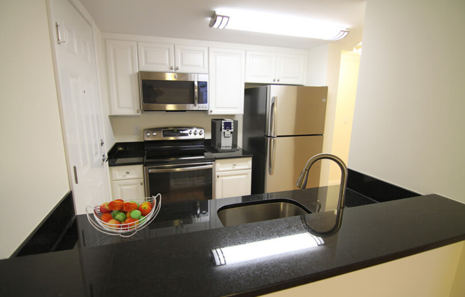 Wendell Terrace - Kitchen