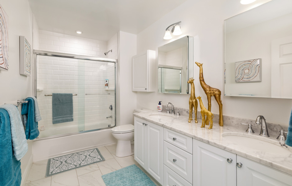 Hancock Village - NEW Construction in Chestnut Hill MA Townhome apartments - Bathroom2