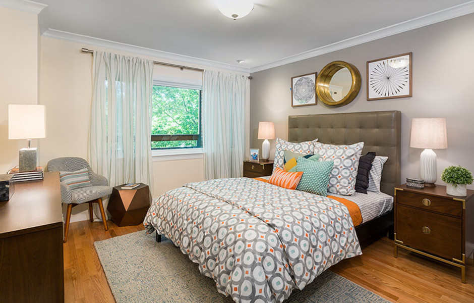 1443 Beacon - Bedroom