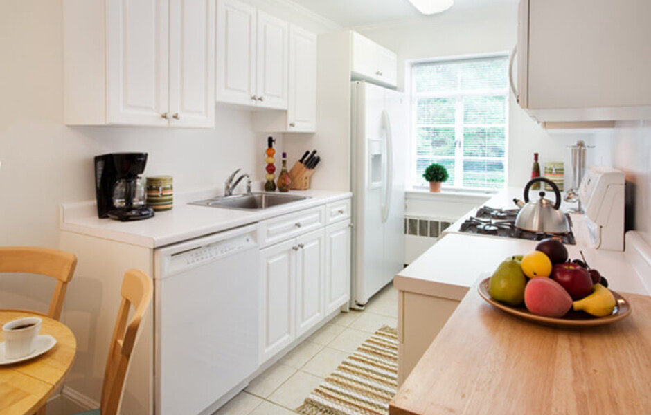 St. Paul Gardens - Custom Closets