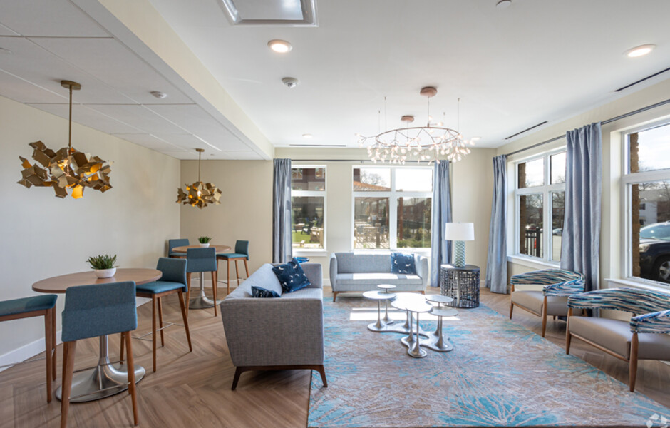 The Franklin at Hancock Village - Lobby