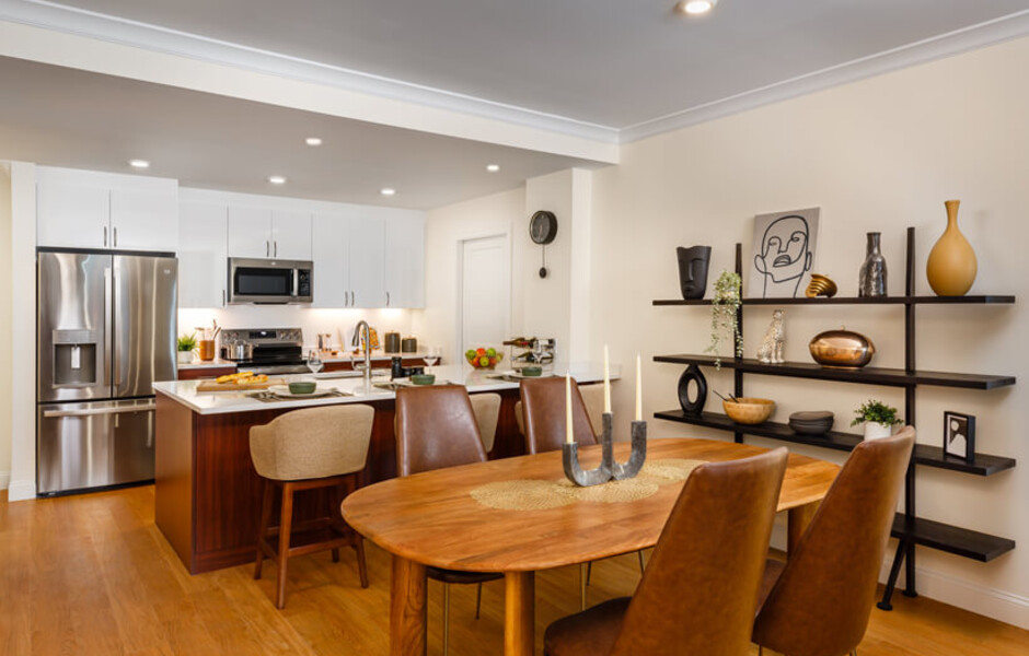 The Franklin at Hancock Village - Kitchen