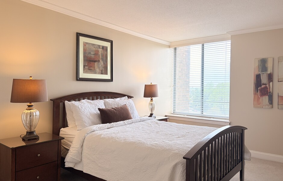 Regency Plaza Providence RI - Corporate Bedroom
