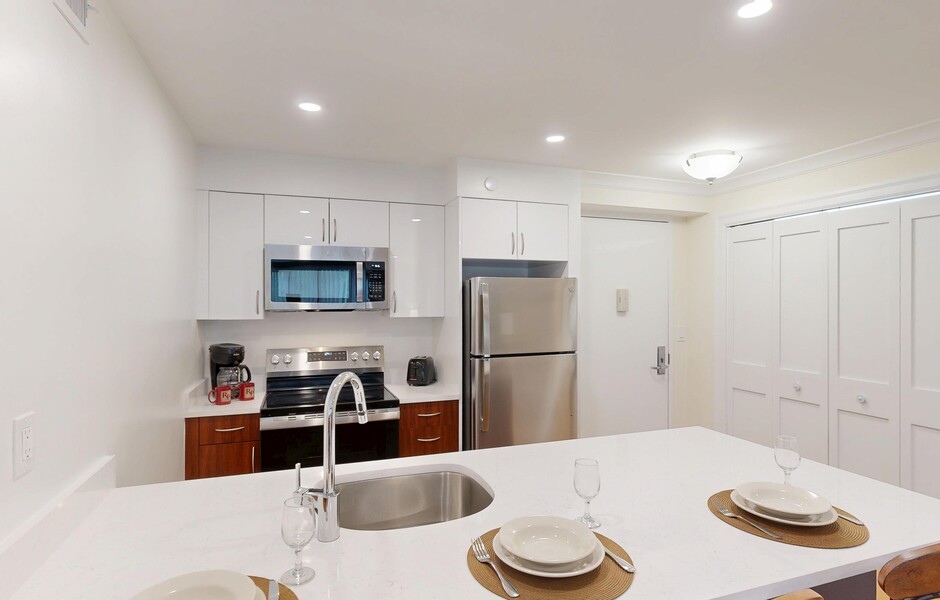 Regency-Plaza-1-Bedroom-Corporate