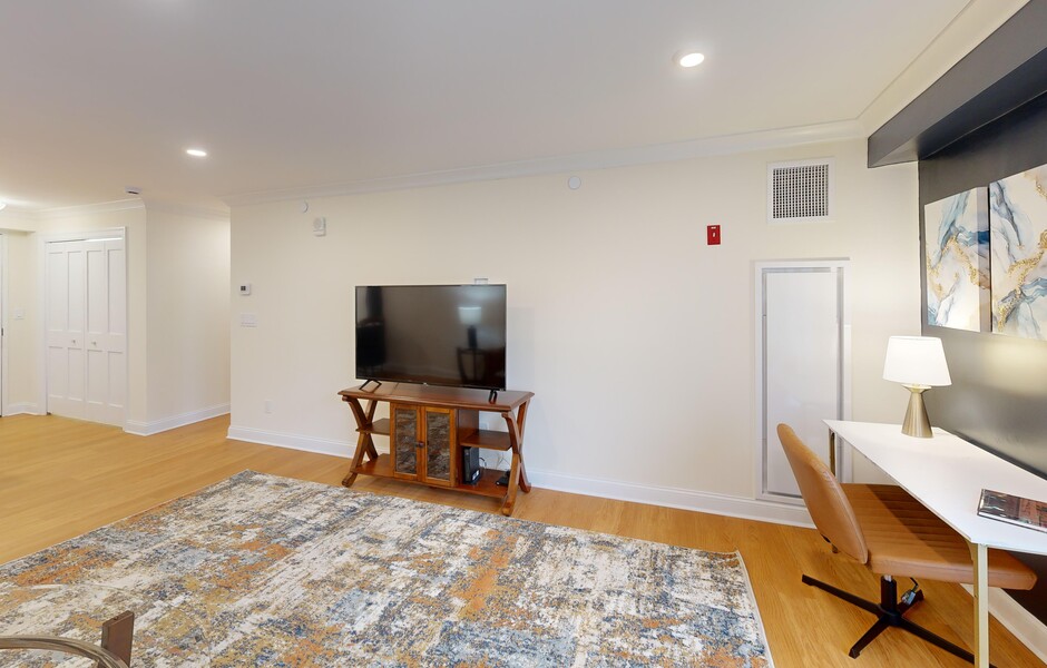 Regency-Plaza-1-Bedroom-Corporate