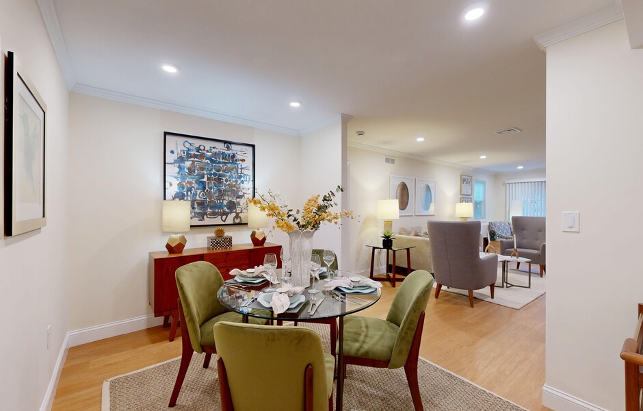 Waterfall Hills - Dining Area